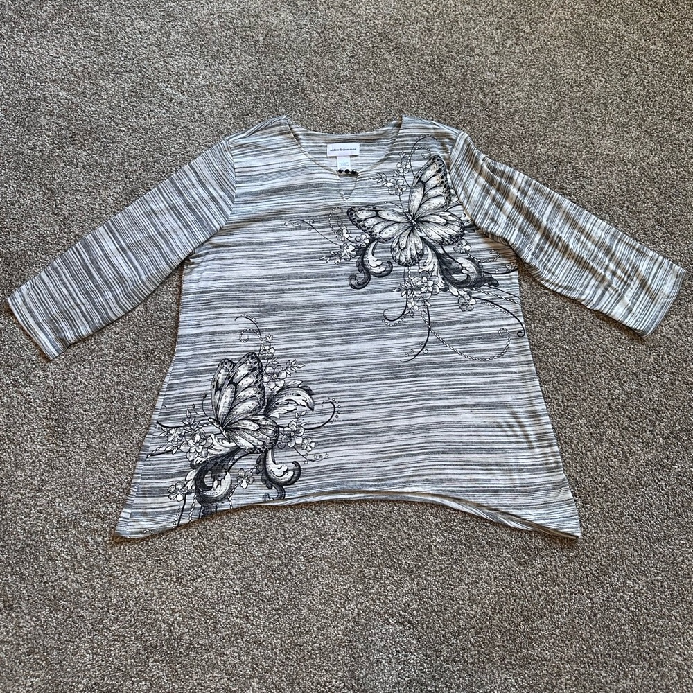 Alfred Dunner Gray Striped Butterfly Scoop-Neck Long Sleeve Top